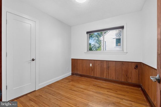 997 N SYCAMORE ST, Falls Church, VA 22046