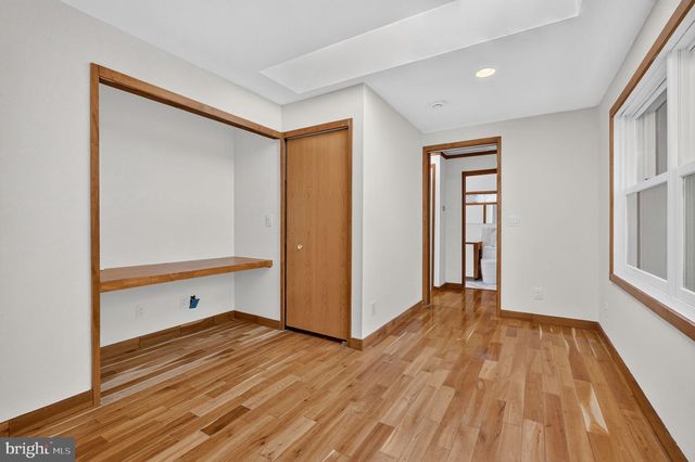997 N SYCAMORE ST, Falls Church, VA 22046