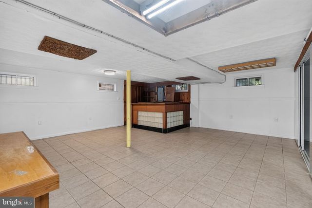 997 N SYCAMORE ST, Falls Church, VA 22046