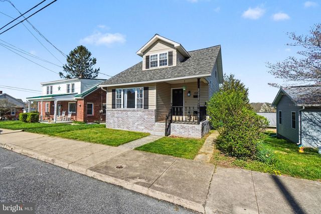 420 FAIRVIEW AVENUE, Waynesboro, PA 17268