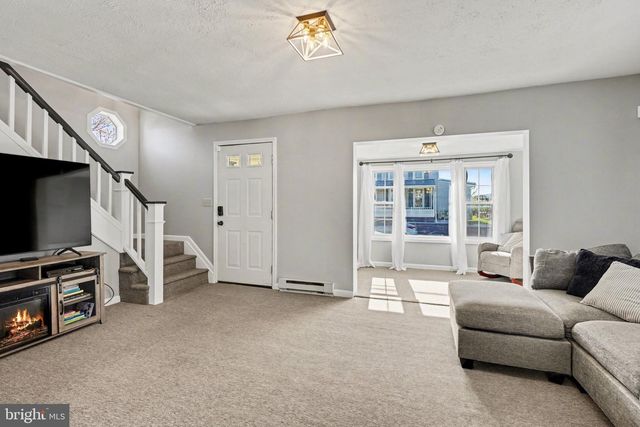 420 FAIRVIEW AVENUE, Waynesboro, PA 17268