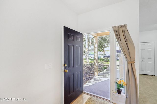 7826 MELVIN Road, Jacksonville, FL 32210