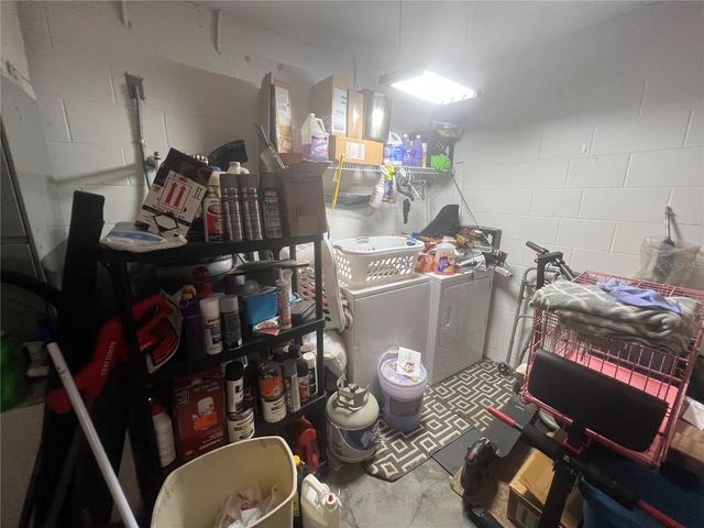 1120 S MARY STREET, Eustis, FL 32726