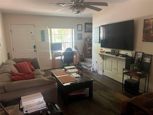 1120 S MARY STREET, Eustis, FL 32726