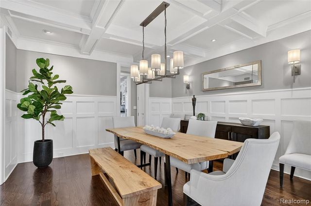 277 W Brown Street, Birmingham, MI 48009