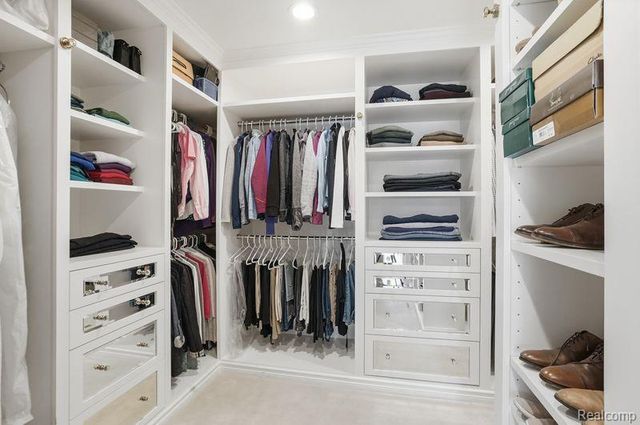 277 W Brown Street, Birmingham, MI 48009