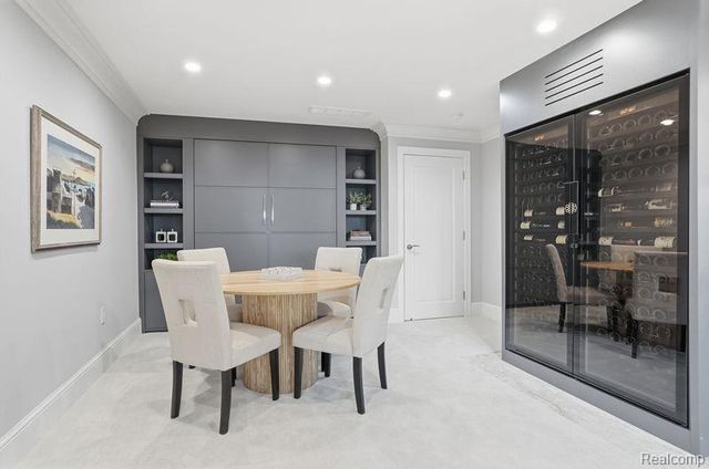 277 W Brown Street, Birmingham, MI 48009