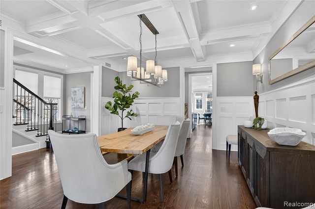 277 W Brown Street, Birmingham, MI 48009