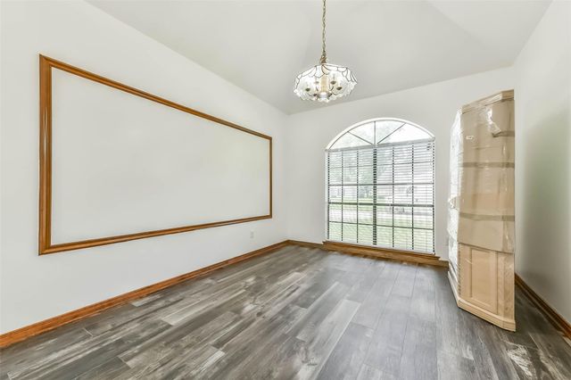 8022 17th Green Drive, Humble, TX 77346