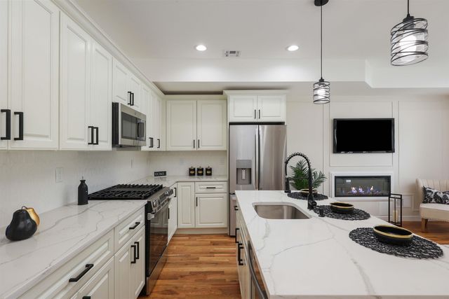 206 WILLOW AVE, Garwood, NJ 07027