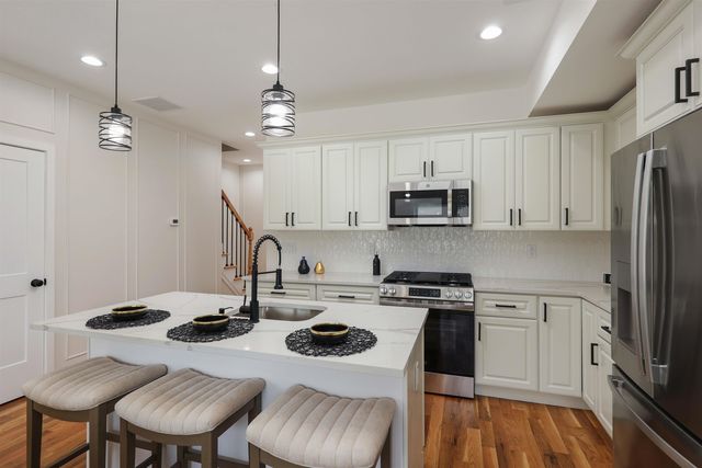 206 WILLOW AVE, Garwood, NJ 07027