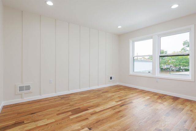 206 WILLOW AVE, Garwood, NJ 07027