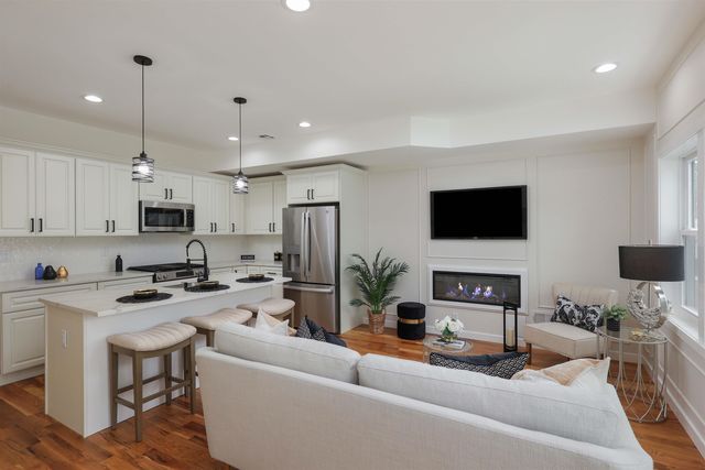 206 WILLOW AVE, Garwood, NJ 07027
