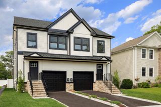 206 WILLOW AVE, Garwood, NJ 07027