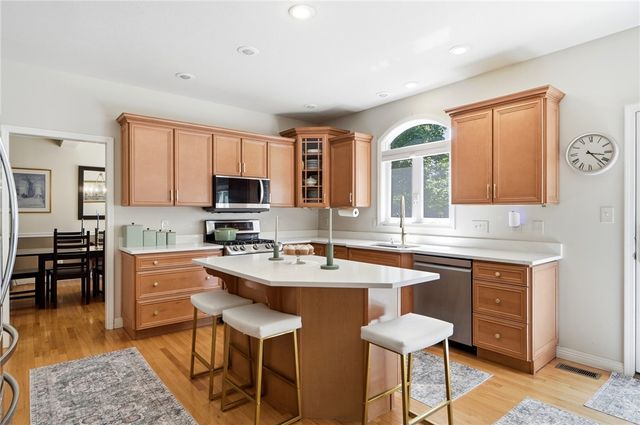 2820 Arbor Pointe Drive, Middletown, OH 45042