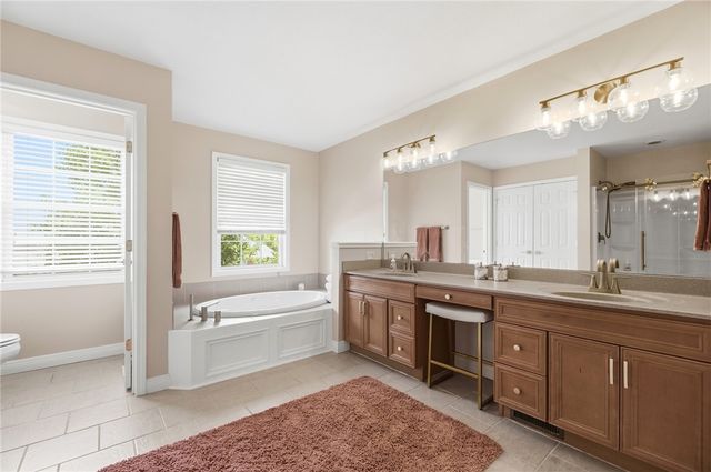 2820 Arbor Pointe Drive, Middletown, OH 45042