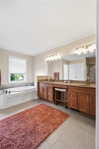 2820 Arbor Pointe Drive, Middletown, OH 45042