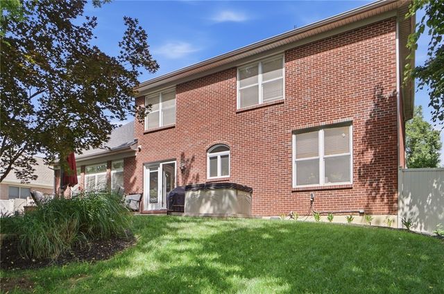 2820 Arbor Pointe Drive, Middletown, OH 45042