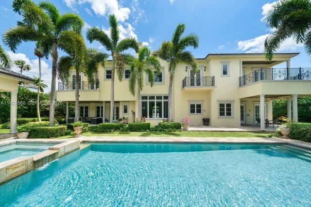 8010 Ponce De Leon Road, Miami, FL 33143
