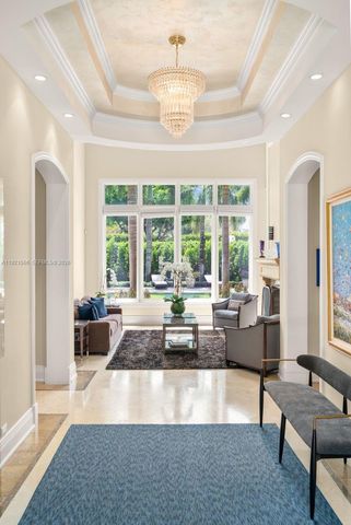 8010 Ponce De Leon Road, Miami, FL 33143