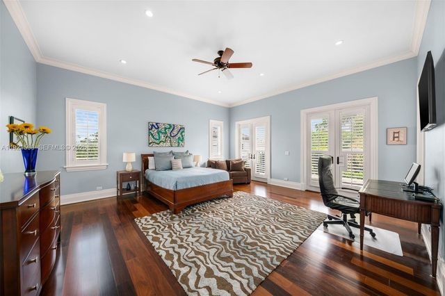 8010 Ponce De Leon Road, Miami, FL 33143