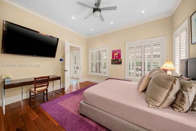 8010 Ponce De Leon Road, Miami, FL 33143