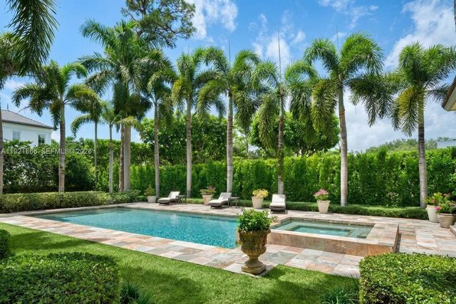 8010 Ponce De Leon Road, Miami, FL 33143