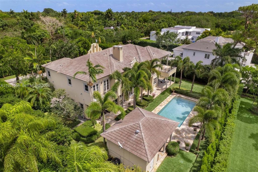 8010 Ponce De Leon Road, Miami, FL 33143