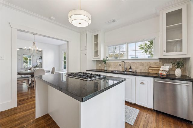 3000 Morrison Street, Houston, TX 77009