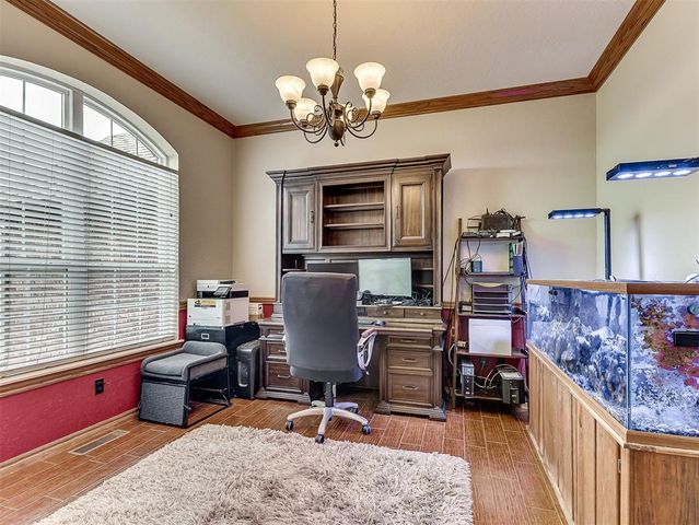 921 Hannah Dr, Tuttle, OK 73089