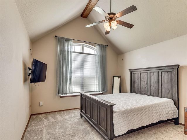 921 Hannah Dr, Tuttle, OK 73089