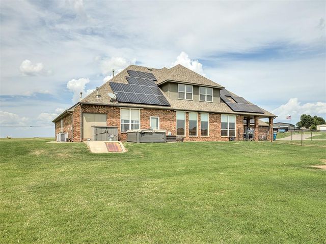 921 Hannah Dr, Tuttle, OK 73089