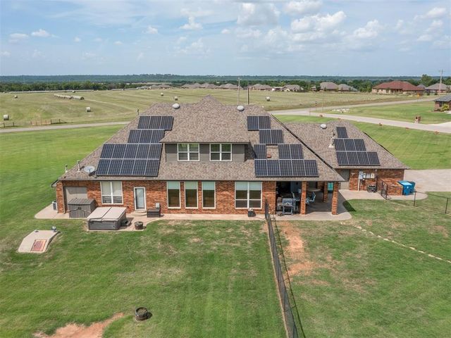 921 Hannah Dr, Tuttle, OK 73089
