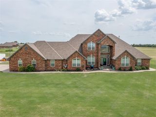 921 Hannah Dr, Tuttle, OK 73089