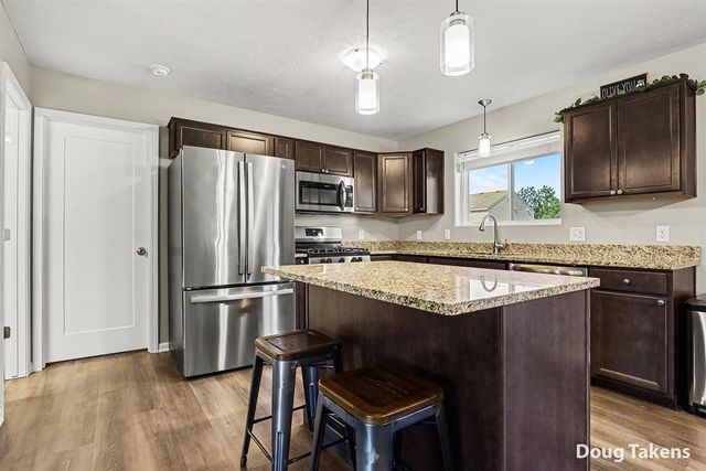 4225 Butternut Drive, Wayland, MI 49348