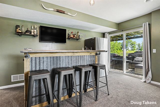 4225 Butternut Drive, Wayland, MI 49348