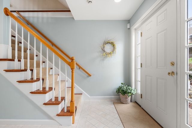 600 Trapelo Rd 8, Waltham, MA 02452