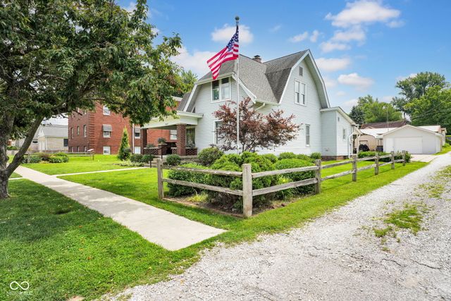 247 W Mechanic Street, Bloomfield, IN 47424