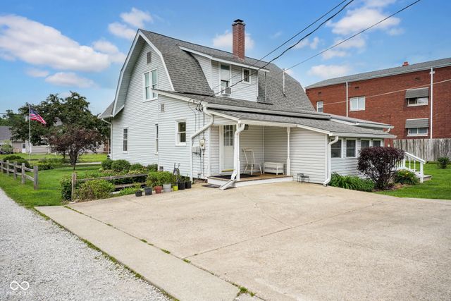 247 W Mechanic Street, Bloomfield, IN 47424