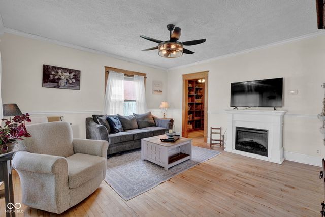 247 W Mechanic Street, Bloomfield, IN 47424