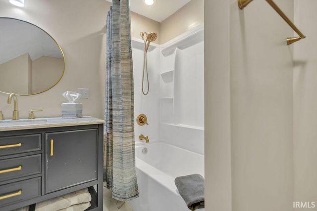 8191 E Northshore Drive, Unionville, IN 47468