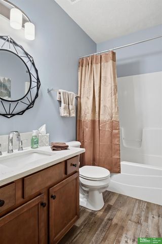 6725 S 191st Avenue, Omaha, NE 68135