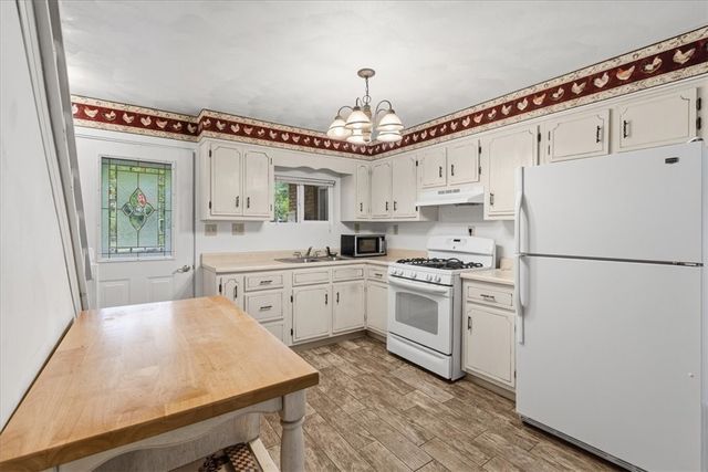 470 Reidmore Rd, Connellsville, PA 15425