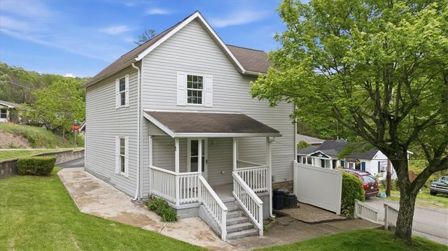 470 Reidmore Rd, Connellsville, PA 15425