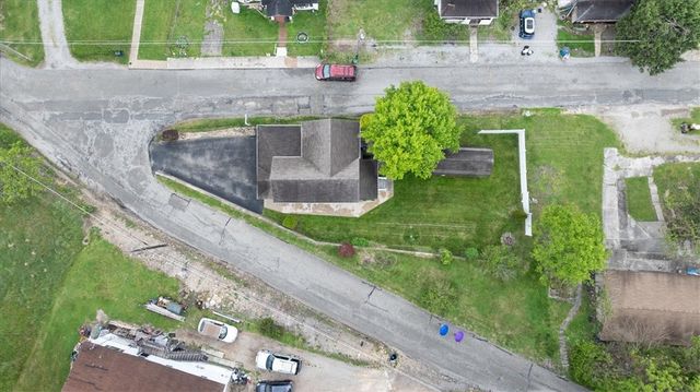 470 Reidmore Rd, Connellsville, PA 15425