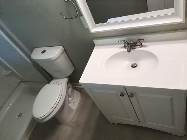 11314 E Thompson Street, Independence, MO 64054