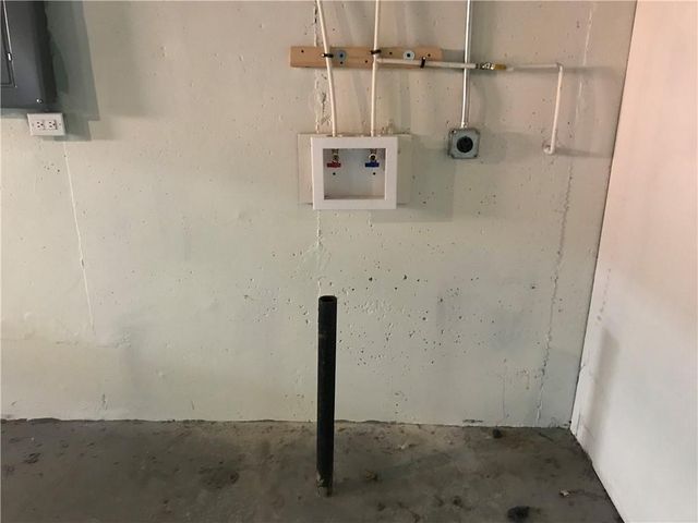 11314 E Thompson Street, Independence, MO 64054