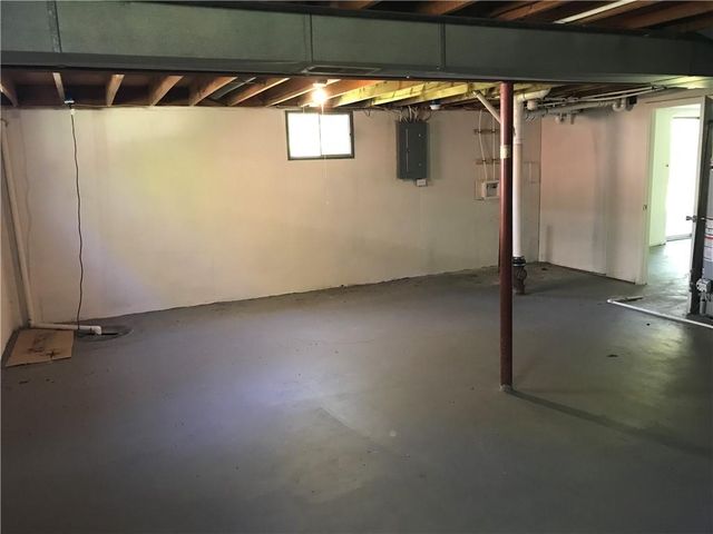 11314 E Thompson Street, Independence, MO 64054