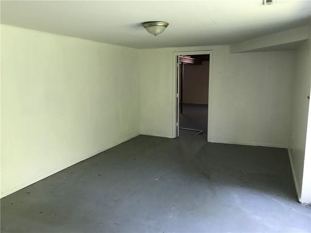 11314 E Thompson Street, Independence, MO 64054