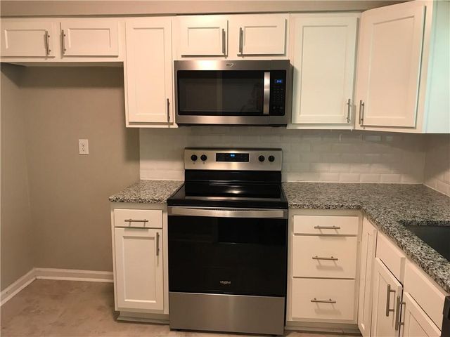 11314 E Thompson Street, Independence, MO 64054